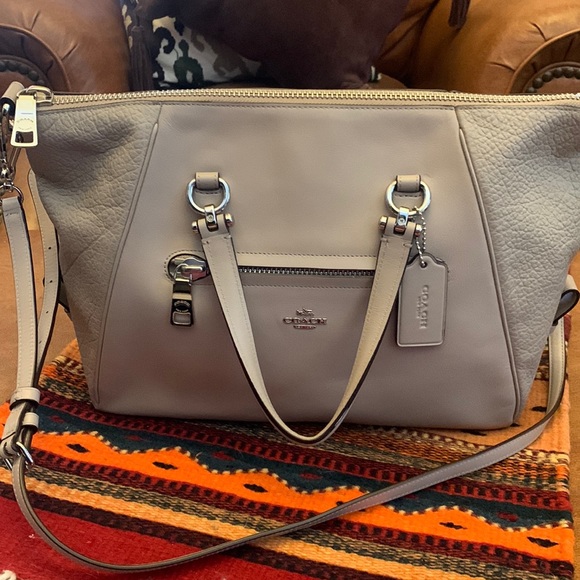 Coach Handbags - Coach Leather Beige Purse